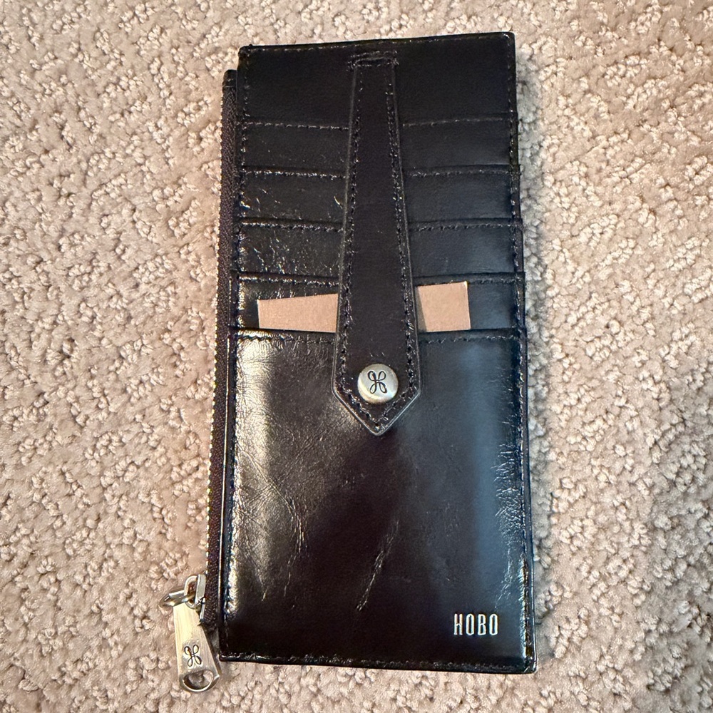 Hobo Linn leather credit card wallet in black